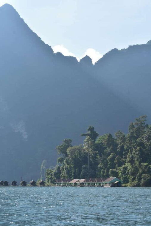 from-surat-thani-khao-sok-private-boat-tour