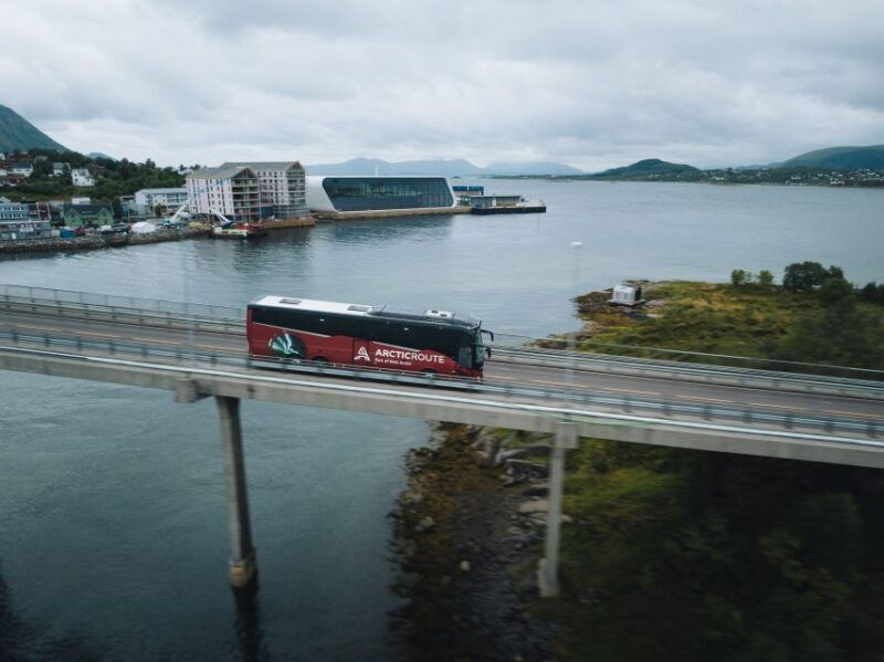 from-svolvaer-hurtigruten-cruise-into-trollfjord
