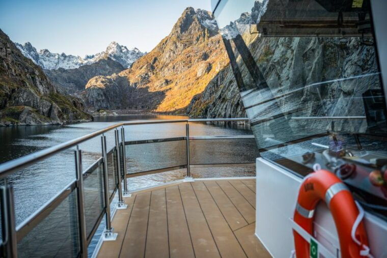 from-svolvaer-lofoten-islands-silent-trollfjord-cruise