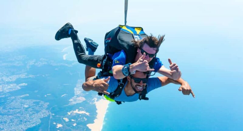 From Sydney: Tandem Skydive Experience over Newcastle Beach - What to Expect on the Day