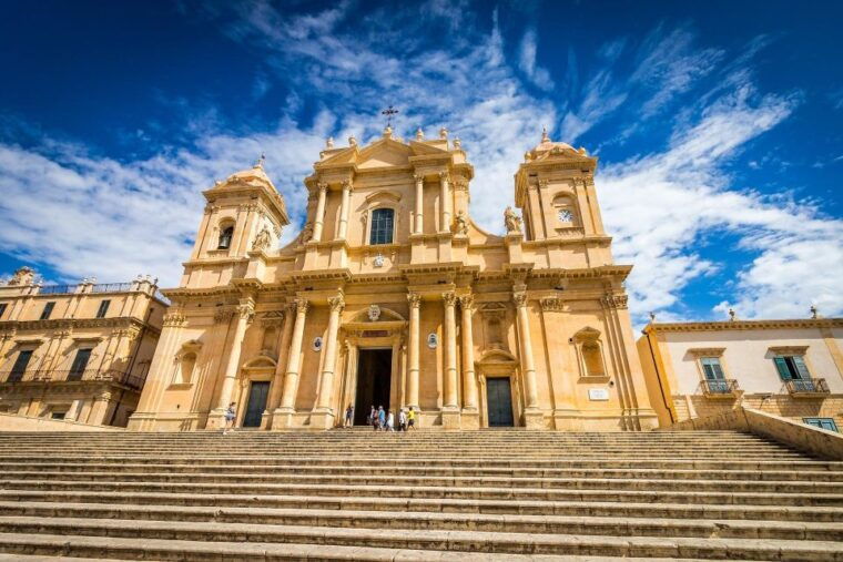 from-syracuse-car-minivan-tour-to-noto-ragusa-and-modica