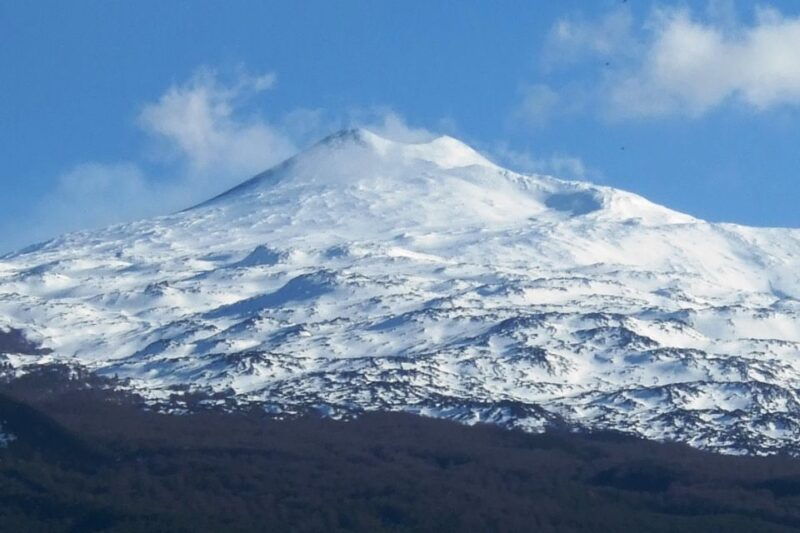 from-syracuse-mount-etna-volcano-morning-trekking-tour