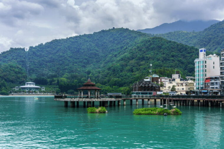 from-taipei-nantou-and-sun-moon-lake-view-day-tour