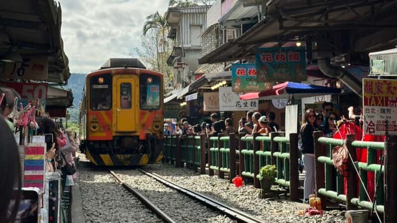 From Taipei: Yehliu, Shifen, Houtong & Jiufen One Day Tour - Key Points