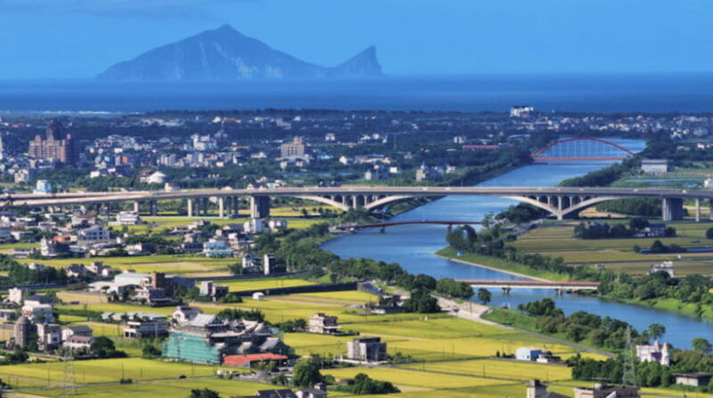 from-taipei-yilan-private-tour-with-kavalan-arts-visit