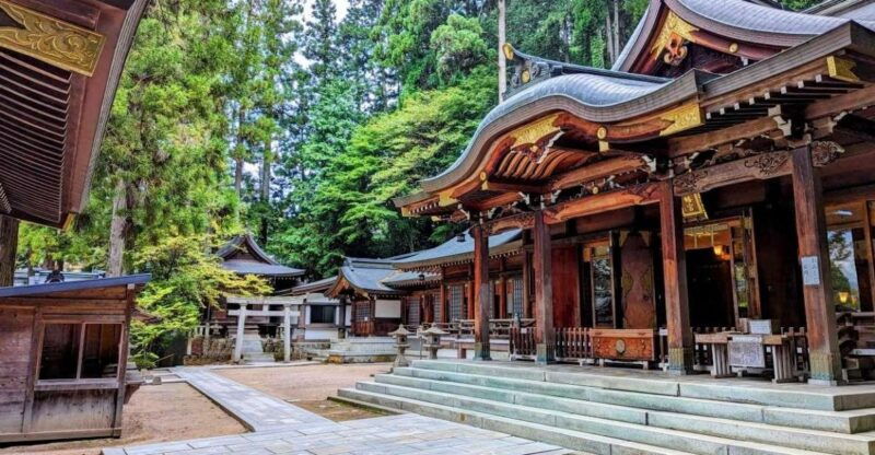 from-takayama-immerse-in-takayamas-rich-history-and-temple