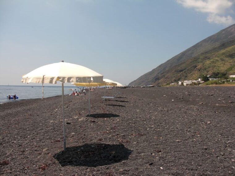 from-taormina-chic-panarea-and-stromboli-day-tour