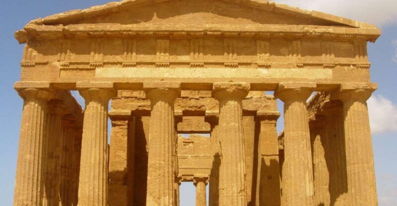 from-taormina-valley-of-the-temples-piazza-armerina-tour