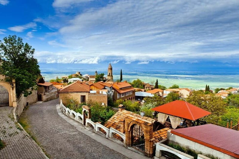 From Tbilisi: Kakheti Tour - Bodbe, Sighnaghi, wine tasting - Practical Details: How the Day Comes Together
