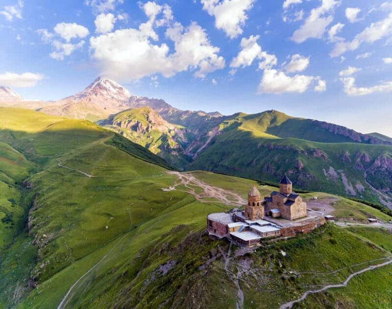 From Tbilisi: Kazbegi, Gudauri & Gergeti Group Day Tour - Weather and Seasonal Considerations