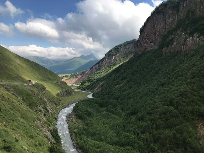 From Tbilisi: Mount Kazbegi Hiking & Sightseeing 2-Day Tour - What to Bring and Tips