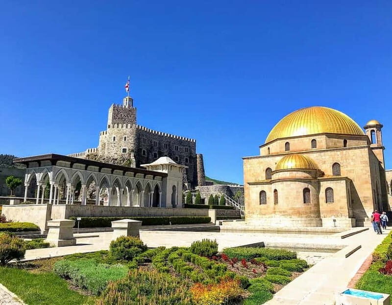 From Tbilisi: Vardzia, Rabati, and Borjomi Private Tour - The Grand Finale: Vardzia Cave Monastery