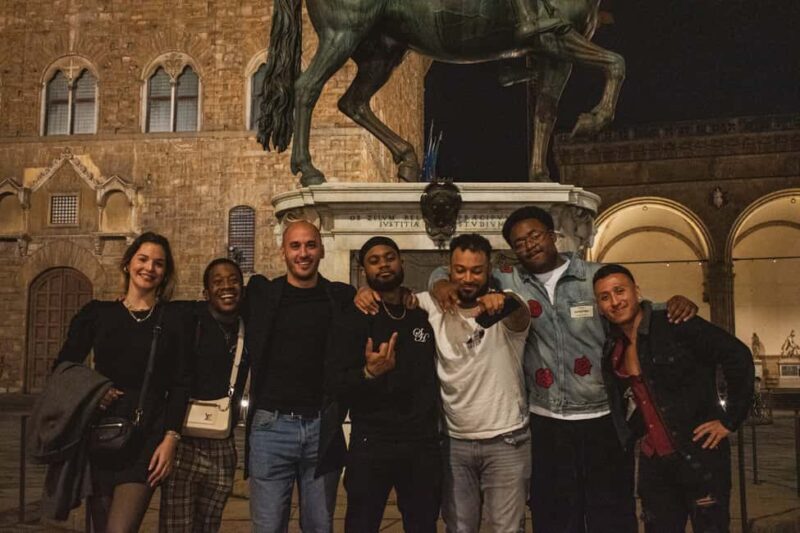 From the center of Florence: Bar and nightclub tour of the city. - FAQ