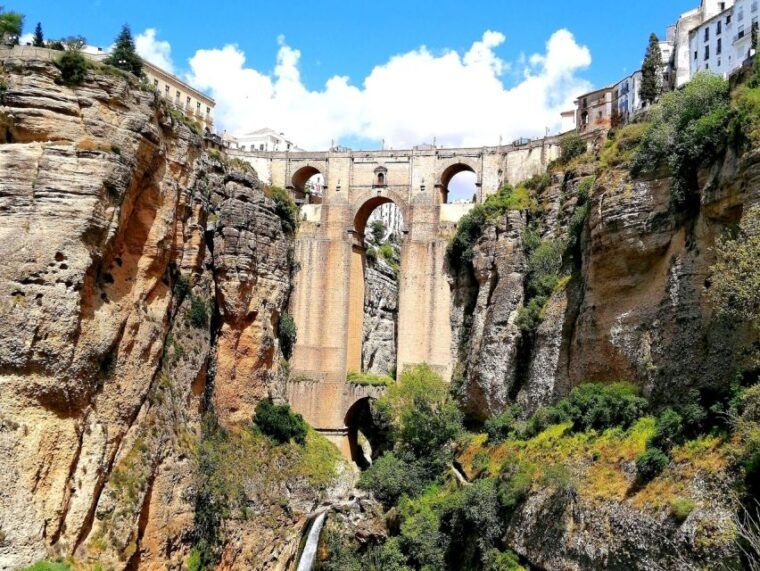from-the-costa-del-sol-ronda-setenil-free-time