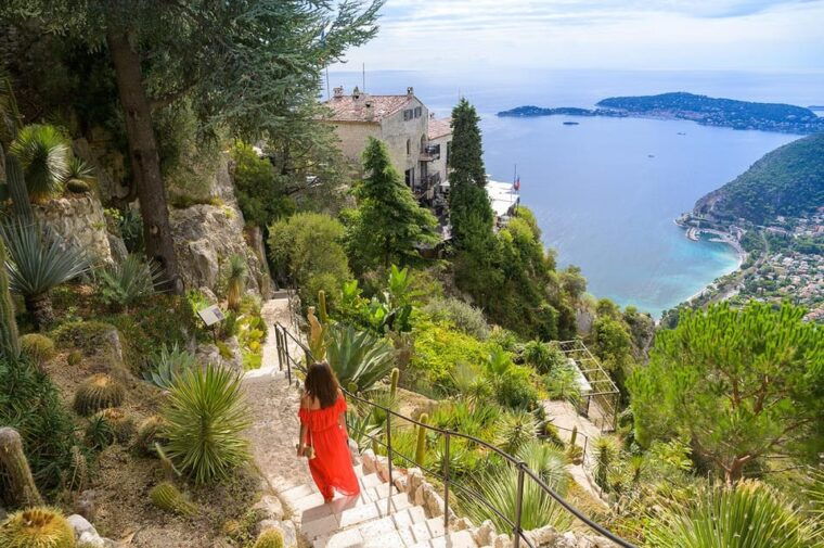 from-the-port-of-cannes-private-shore-excursion-customized-2