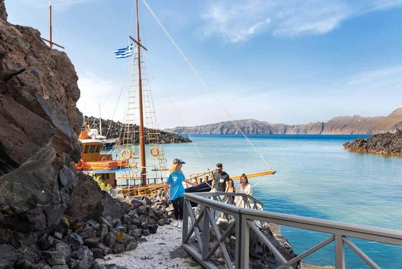 From Thera: Thirasia Cruise w/ Volcano Hike and Hot Springs - FAQs