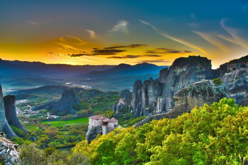 from-thessaloniki-full-day-trip-to-meteora