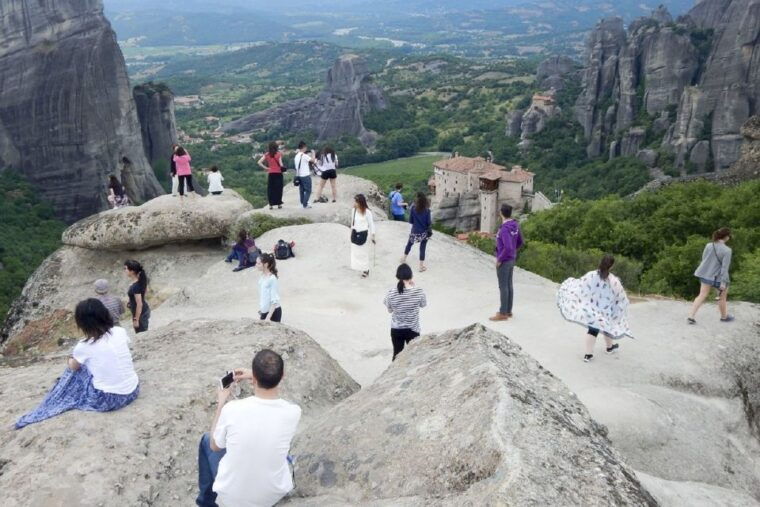 from-thessaloniki-full-day-trip-to-meteora