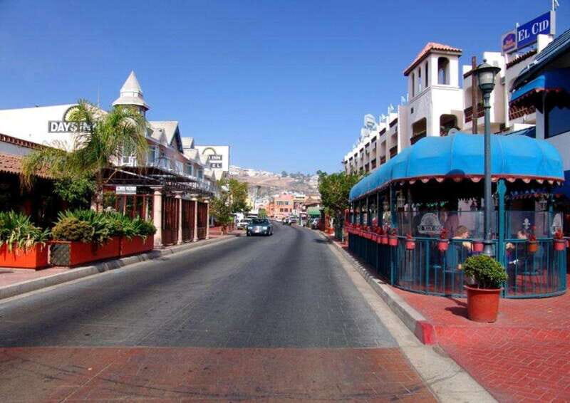 From Tijuana: City Tour Ensenada & Lobster - Key Points