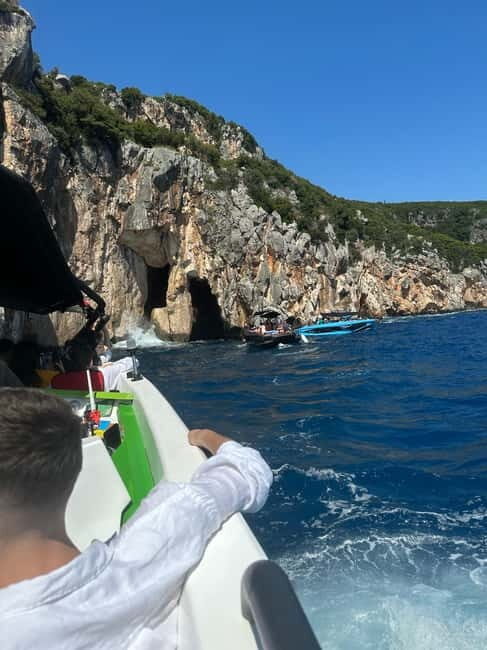 From Tirana/Durres: Vlora City & Karaburun + Optional Boat - The Whole Day in Vlorë: What You Can Expect