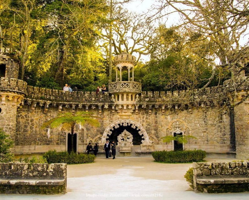 from-to-lisbon-sintra-hop-on-hop-off-tickets-audio-guide