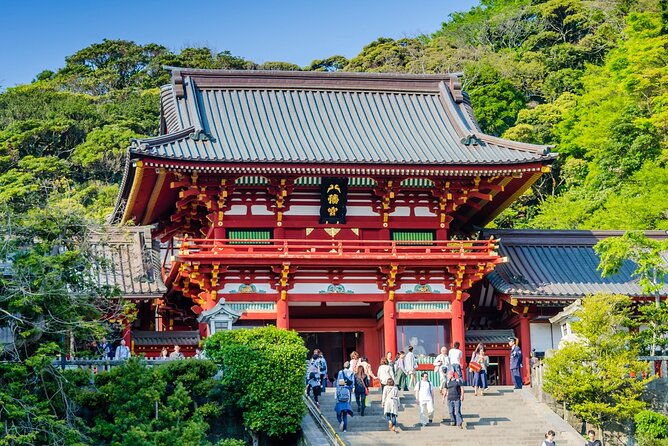 from-tokyo-kamakura-hachimangu-shrine-and-enoshima-full-day-tour