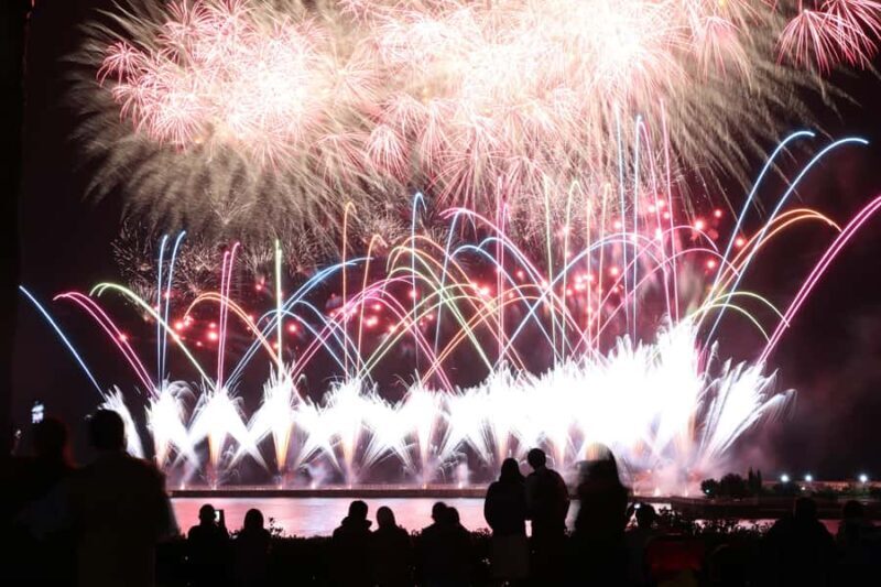 From Tokyo: Kamakura Scenic Train & Atami Fireworks Day Trip - Key Points