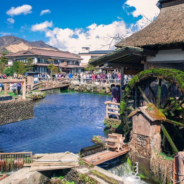 from-tokyo-mount-fuji-oshino-hakkai-hot-spring-day-tour