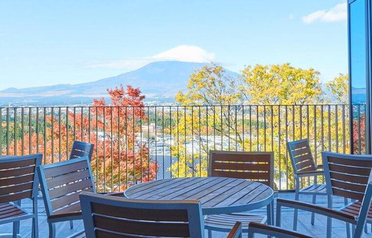 from-tokyo-mount-fuji-oshino-hakkai-hot-springs-tour