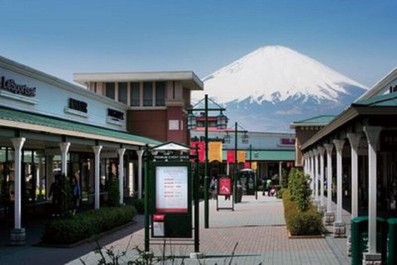 from-tokyo-mt-fuji-5th-oshino-hakkai-onsen-full-day-trip