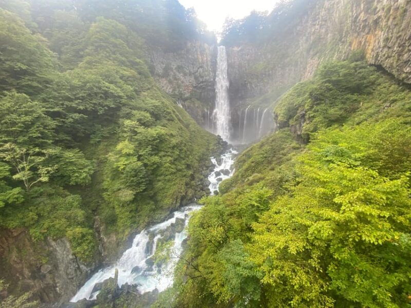 from-tokyo-nikko-toshogu-shrine-waterfall-lake-trip
