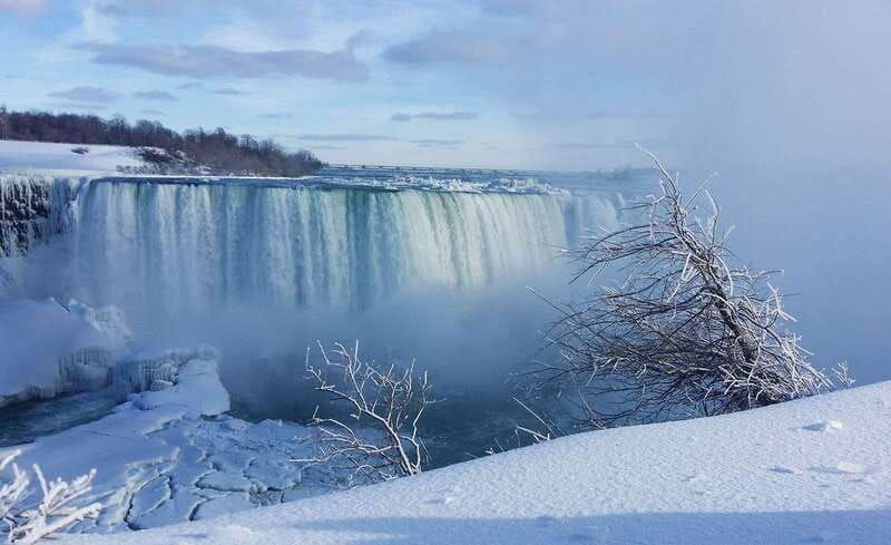 from-toronto-niagara-falls-day-tour-with-boat-cruise-2