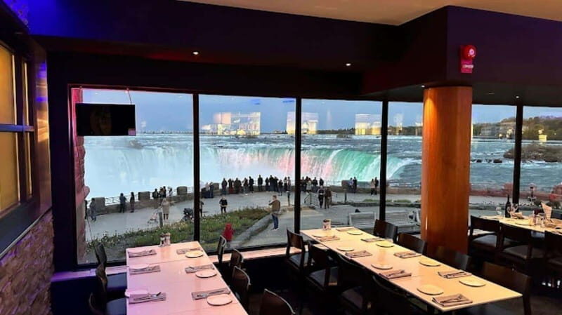 From Toronto: Niagara Falls Tour with Journey & Dinner - Clifton Hill: Fun and Entertainment