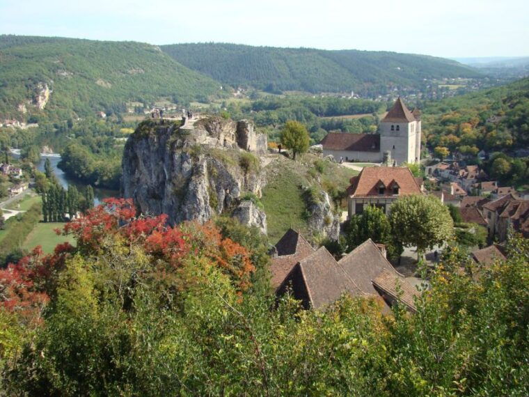 from-toulouse-peche-merle-and-saint-cirq-lapopie-day-trip