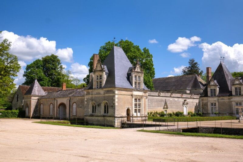 from-tours-chambord-chenonceau-lunch-at-family-chateau