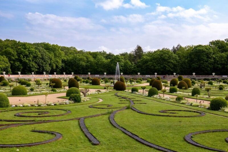 from-tours-chambord-chenonceau-lunch-at-family-chateau