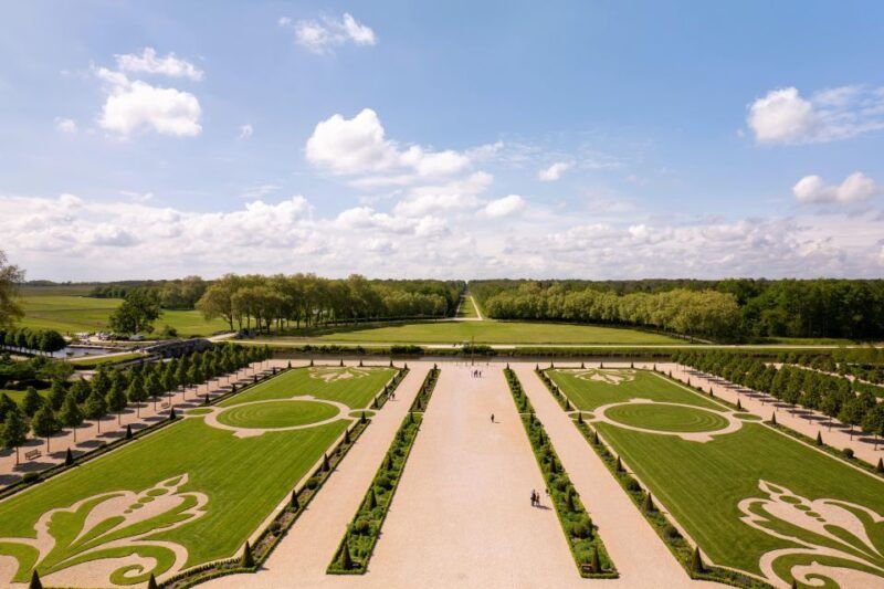 from-tours-full-day-guided-e-bike-tour-to-chambord