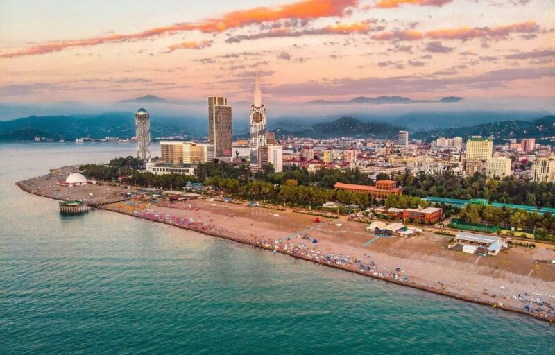 from-trabzon-group-walking-tour-through-batumi-in-georgia