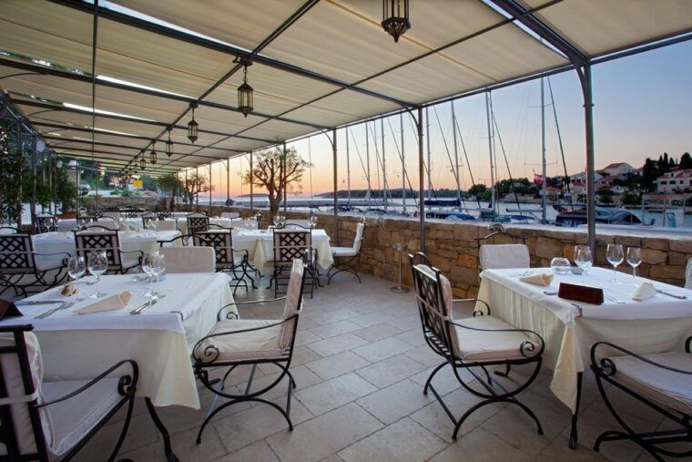 from-trogir-sunset-private-tour