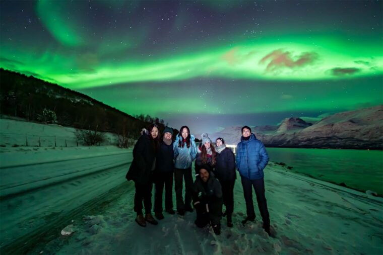 from-tromso-aurora-minibus-chase-with-portrait-and-hot-meal
