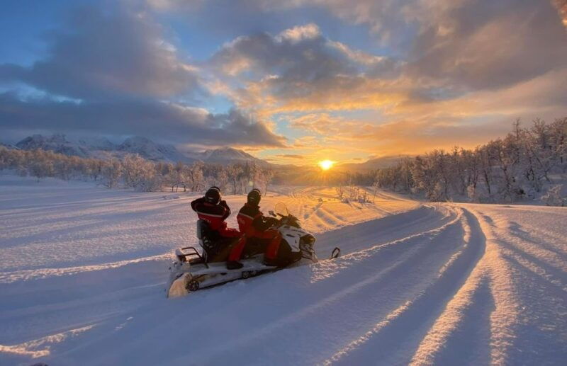 from-tromso-eco-luxury-snowmobile-adventure-to-lyngen-alps