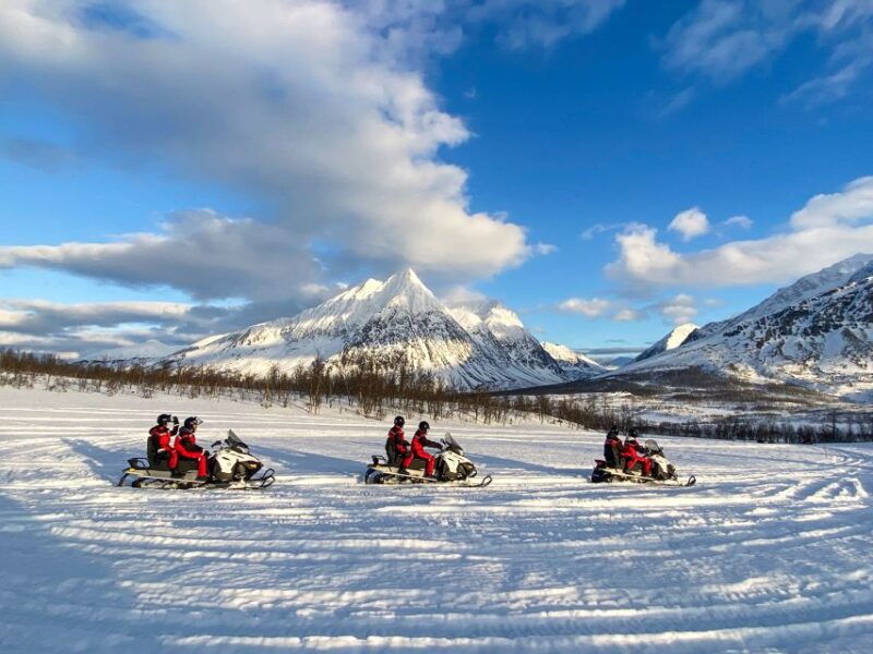 from-tromso-snowmobile-safari-in-the-lyngen-alps