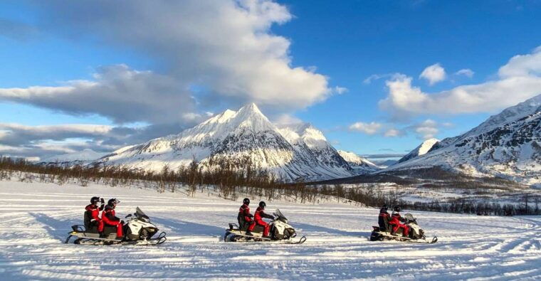 from-tromso-snowmobile-safari-in-the-lyngen-alps
