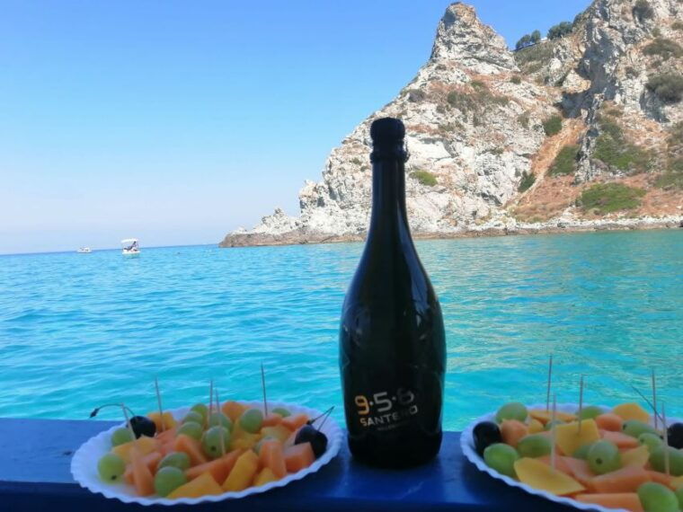 from-tropea-alessandro-excursions-to-capo-vaticano