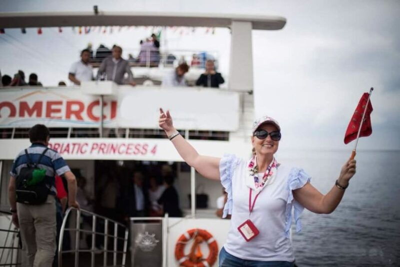 from-tropea-lipari-panarea-stromboli-by-night-2