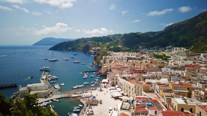 from-tropea-lipari-panarea-stromboli-by-night