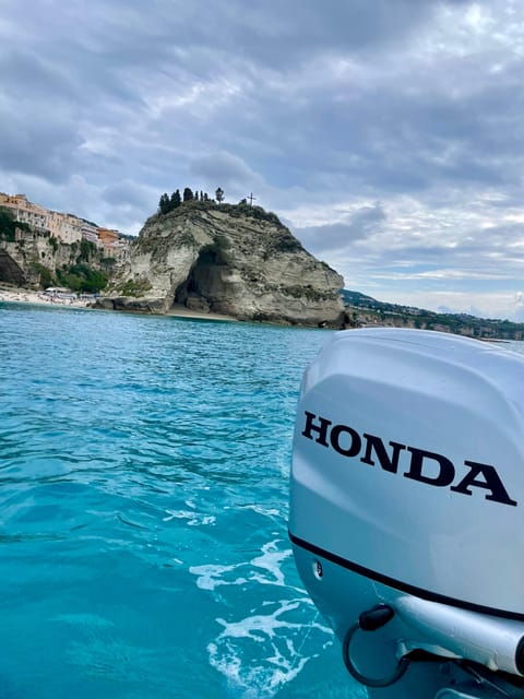 from-tropea-max-8-people-comfort-trip-to-capo-vaticano