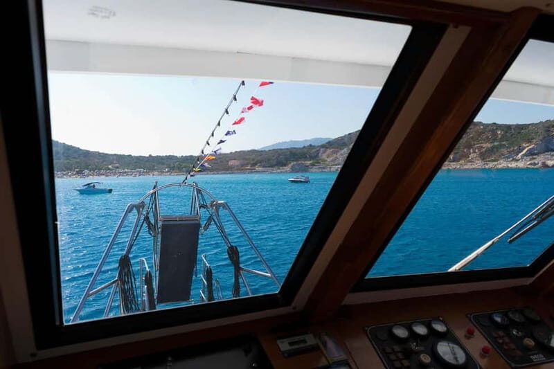 From Tropea: Sunset tour to Capo Vaticano with aperitif - Who Should Consider This Tour?