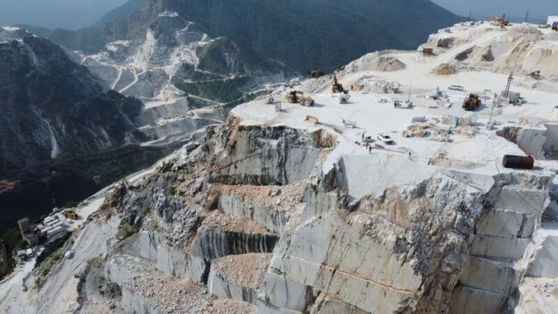 from-tuscany-carrara-marble-quarries-tour-by-jeep