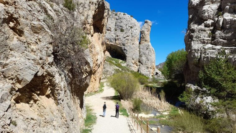 from-valencia-3-day-trip-to-albarracin